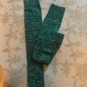 Lululemon leg warmers no sign of wear
